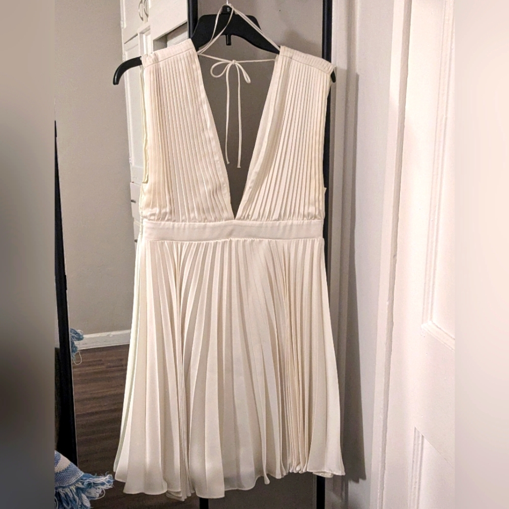 Abercrombie & Fitch Plunge Pleated Mini Dress